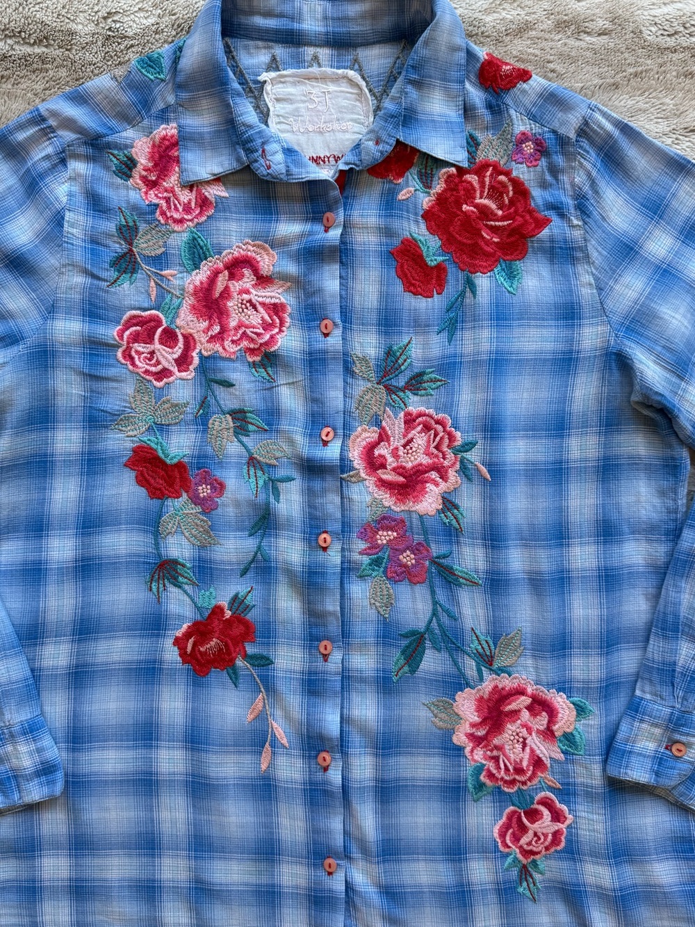 Johnny Was Embroidered Check Relaxed Button Down Shirt Size M - Picture 3 of 10